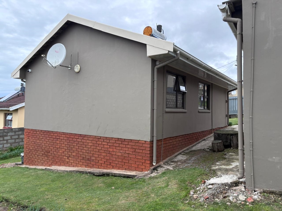 3 Bedroom Property for Sale in Amalinda Eastern Cape